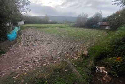 فروس زمین کشاورزی بر جاده اصلی در سراوان رشت ۱۷۶۱ متر