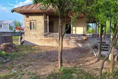 فروش زمین مسکونی ۴۰۰۰ متر لشت نشا روستای میانگفشه