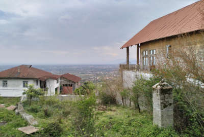فروش زمین مسکونی شمال ۳۰۰ متر تنکابن روستای آهکچال