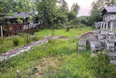 فروش زمین مسکونی گیلان ۴۸۴ متر رشت لاکان قبل روستای عزیز کیان