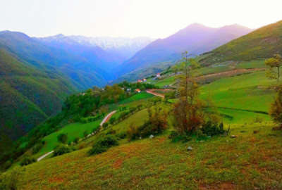 فروش زمین مسکونی شمال ۴۴۲ متر مرزن آباد روستای گرمابک