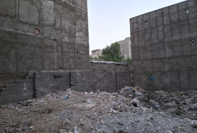 زمین مسکونی دارای ۴۳۰ متر با بر ۲۳ شهرک احمدیه