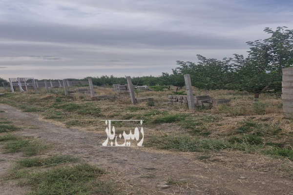 باغ ۲۲۰۰ متری مابین روستای شمس اباد و حاجیان-3