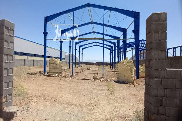زمین صنعتی در حال ساخت شهرک صنعتی دهاقان کاربری فلز-1