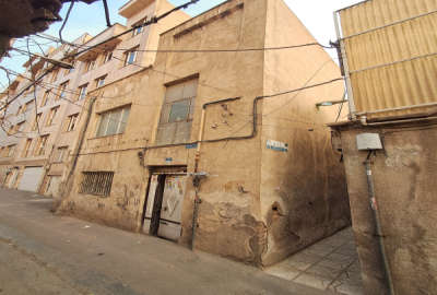 خانه کلنگی در بافت فرسوده ۱۲۰ متر شوش