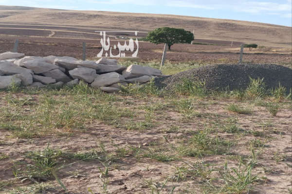 باغ بادام روستای دستجرد علیا ۳۸۰۰ متر-2