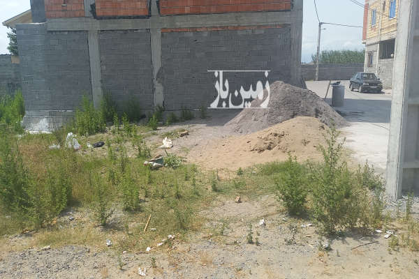 زمین مسکونی ۱۰۰ متری خوش نقشه دو نبش داخل شهر-2