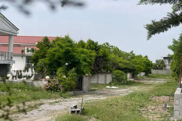 زمین داخل بافت مسکونی ۲۰۲ متری روستای اهن کتی - تصویر 4