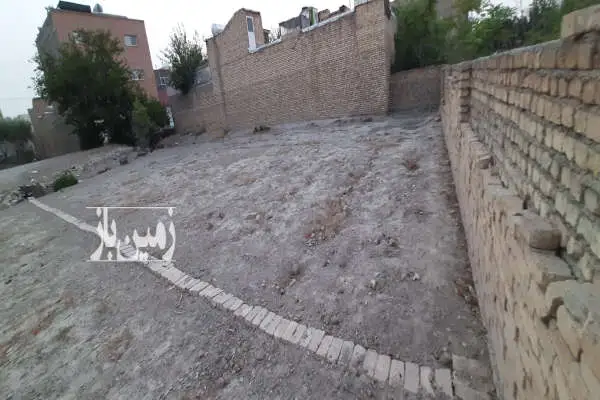 ۳۲۰ متر زمین مسکونی در بهترین موقعیت در ردان - تصویر 2