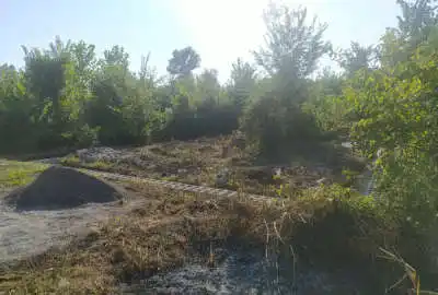 زمین ۲۴۰ متری در پیربازار مبارک آباد بر خیابان