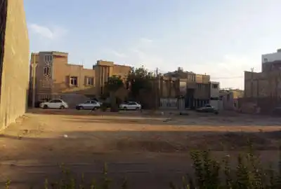 زمین ۱۳۰۰ متر بر خیابان چمران روبروی ایران خودرو