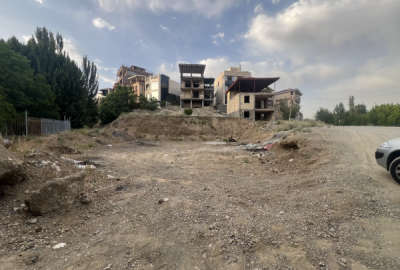 زمین مسکونی کلنگی ۳۰۰ متر در دهکده توریستی زاگرس