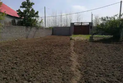 زمین مسکونی روستایی با سند تک برگ ششدانگ ۵۴۳ متر