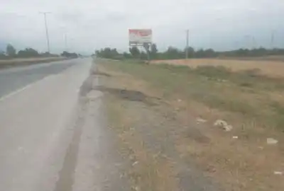زمین فروشی کشاورزی واقع در جاده اصلی دوسمت چاه آب ۴۲ در سیصد