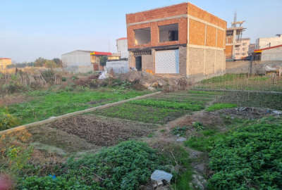 زمین مسکونی به متراژ ۲۱۲ متر واقع در بلوار مطهری