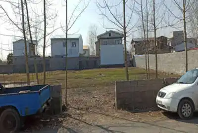 زمین ۲۵۰ متر با سند تک برگ لوکیشن عالی روستای تربگوده