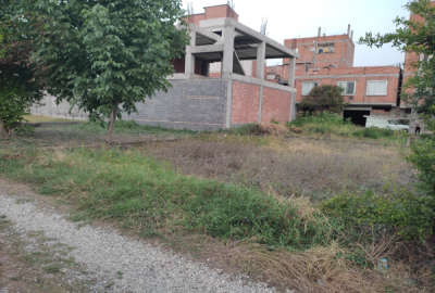 زمین مسکونی ۱۴۱ متر سی متری شرقی