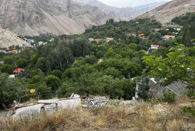 باغ میوه در جاده چالوس قابل ساخت جای بسیار خوش آب و هوا دنج
