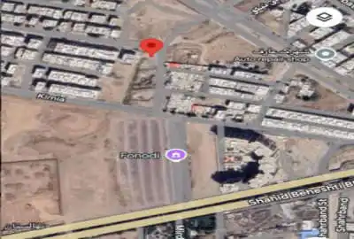 زمین تجاری و مسکونی میدان عارف ۱۸۰ متر