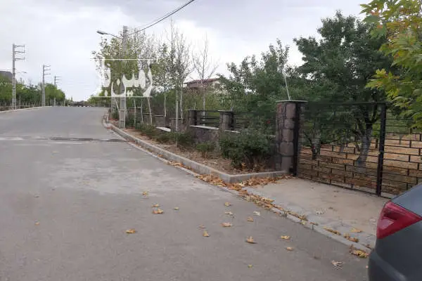 زمین شهرکی کاربری کشاورزی دارای آب وبرق شهرکی لوکیشن عالی - تصویر 2