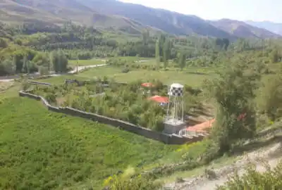 باغ در منطقه توریستی تنگه واشی محصور شده