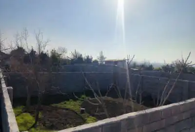 ۳۰۰ متر زمین ویلایی نشین با موقعیت خاص و عالی دوکله شمال و جنوب