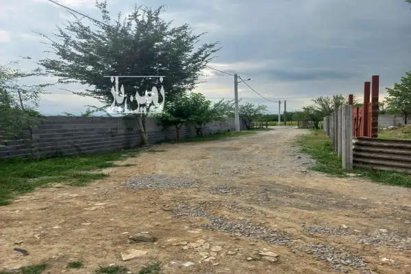 زمین ۳۹۰ متری مسکونی با تمام انشعابات روستای خرطوم بر آسفالت - تصویر 3