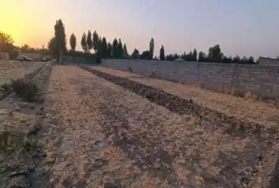 زمین خام ۵۰۰ متری چهارباغ روستای عرب آباد