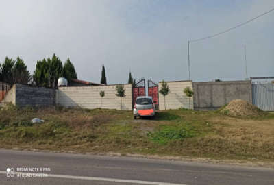 زمین ۵۲۰ متری براصلی جاده نظامی پروانه سند کلیه امتیازات