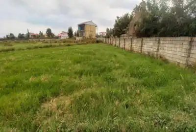 زمین مسکونی ۶۲۰ متر بر جاده اصلی خیابان امام