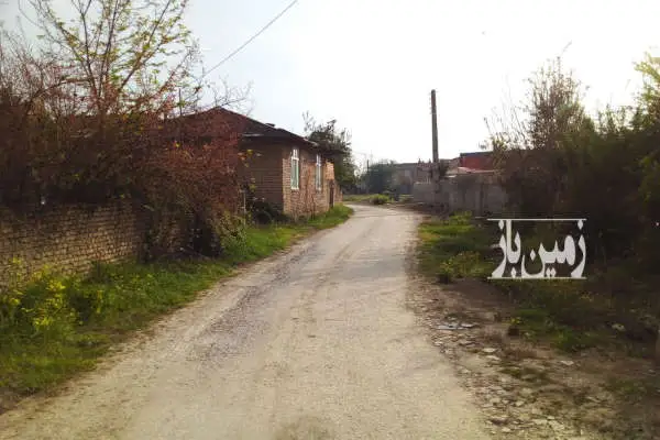 زمین مسکونی ۵۰۰ متر جاده گهرباران روستای چمازتپه کنار - تصویر 2