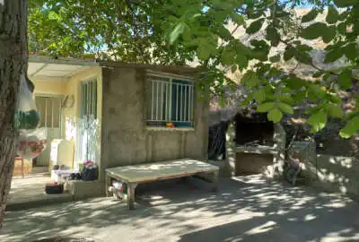 زمین جاده کلیبر به اهر ۲۱۰۰ متر خونه باغ کلنگی