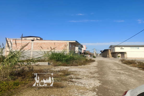 زمین ۱۰۰ متری در بابل موزیرج نزدیک خیابان اصلی-2