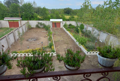 ۱۰۰۰ متر زمین همراه بنا شفت روستای مرخال