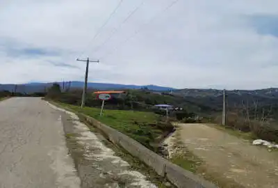 زمین با کاربری مسکونی ۱۳۴۶ متر کتالم جاده لرسانور روستای تلارسر