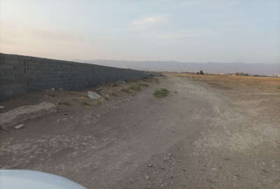 زمین در روستای قبجاق نظرآباد دوطرف ساخته شده ۲۱۰۰ متر