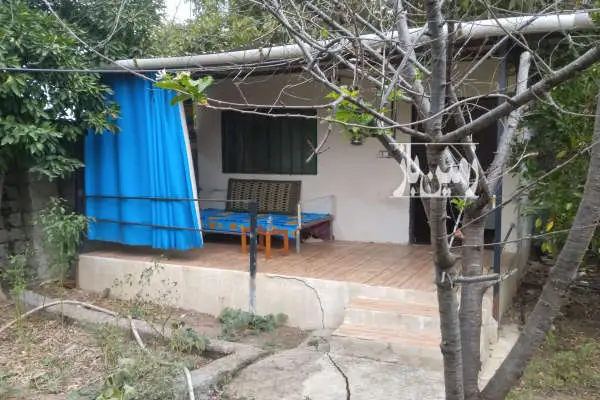 زمین مسکونی چاه آب و یک بنای ۱۵متری با مجوز ساخت روستای خمیر کنده - تصویر 2