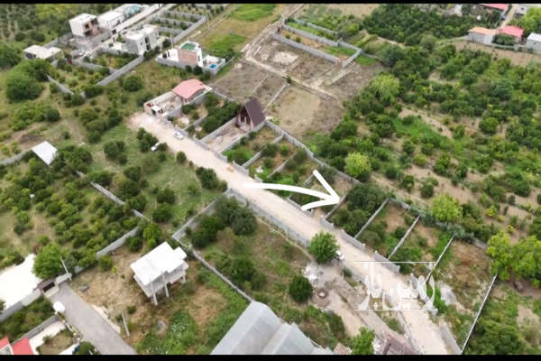 زمین باغی ۲۰۵ متر پلاک بندی شده داخل بافت دیوار کشی-3