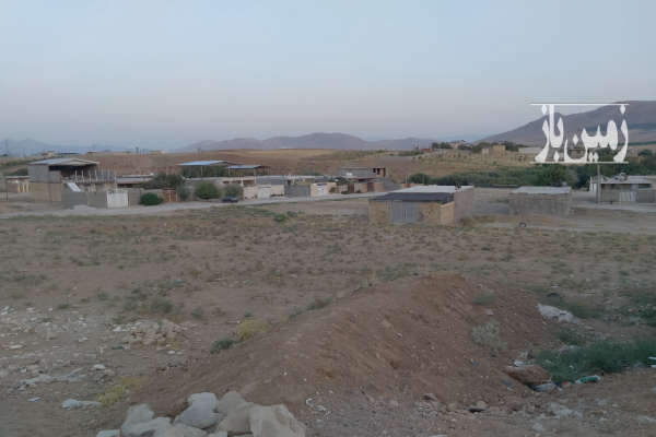 یک قطعه زمین ۲۰۰ متری واقع در روستای دهنو کمالوند-1