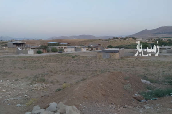 یک قطعه زمین ۲۰۰ متری واقع در روستای دهنو کمالوند-3
