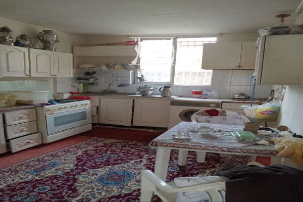 فروش خانه مسکونی حیاط دار در خیابان امام ۱۵۹ متر-3