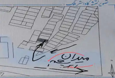 زمین مسکونی شهری نبش میدان چای لاهیجان ۲۰۱ متر