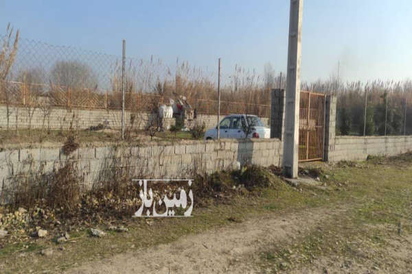 زمین دور حصار شده منطقه ی آکند ساری-1