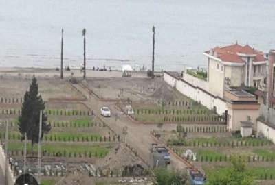 زمین رو به دریا ویو ابدی در روستای کری