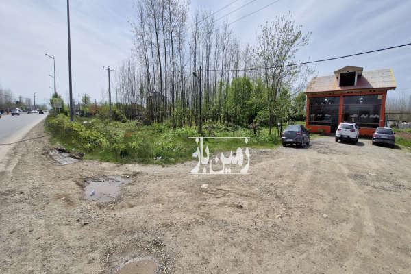 زمین بر جاده شهر ضیابر اول جاده بهمبر-4