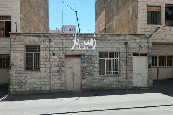 زمین و دو خانه خیابان شهید عالمی مناسب ساخت-1
