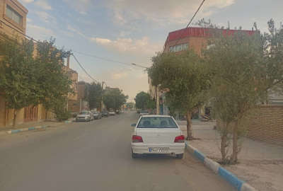 زمین ۲۷۹ متر مسکونی بر خیابان اصلی جاده اصفهان نجف آباد