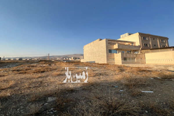 زمین ۲۰۰ متری در فاز ۴ منطقه ویلایی-3