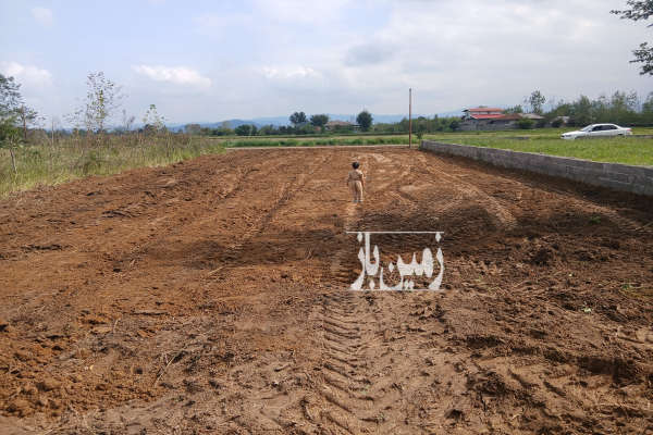 زمین مسکونی باغی ۵۵۰ متر روستای برزوهندان-2