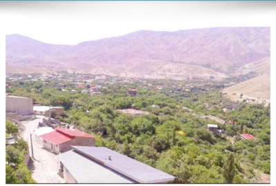 زمین ۱۰۰ متری در نیکنامده همراه با اتاقک